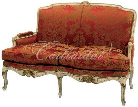 The Empire Sofa style is much sought after, but the Regency look demonstrated by this Reuze sofa is also very popular
