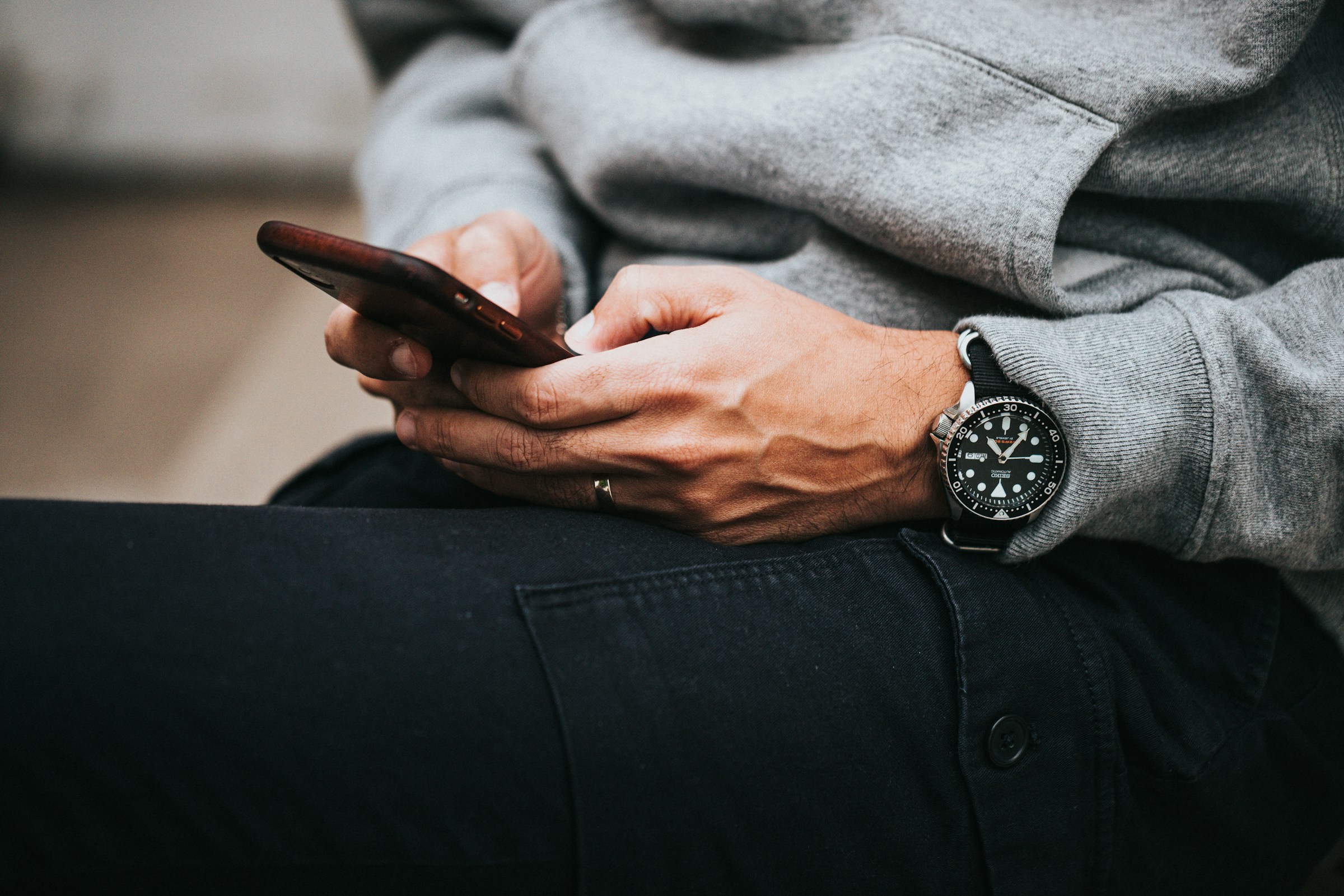 Tout savoir sur le SMS anonyme